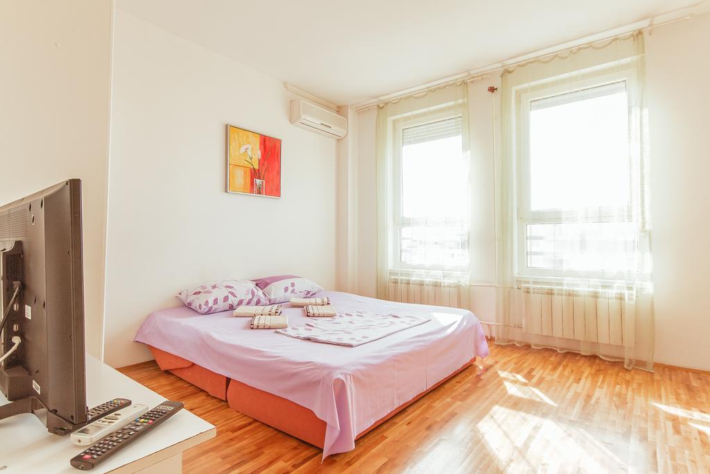 Apartments Belville Belgrado Quarto foto